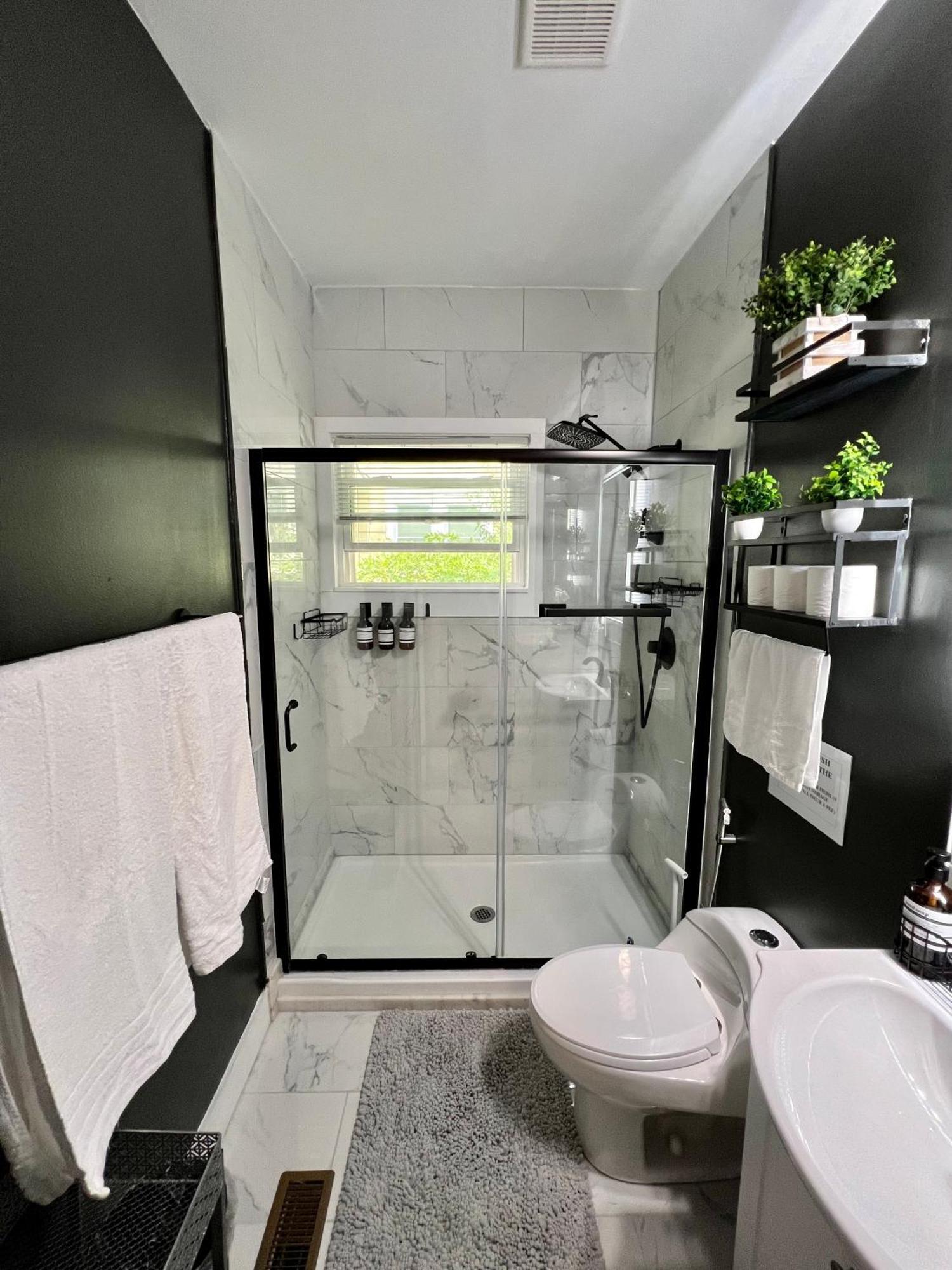 Charming 2Br 2Ba 10 Min Dt Airport By Lsp Homes أتلانتا المظهر الخارجي الصورة