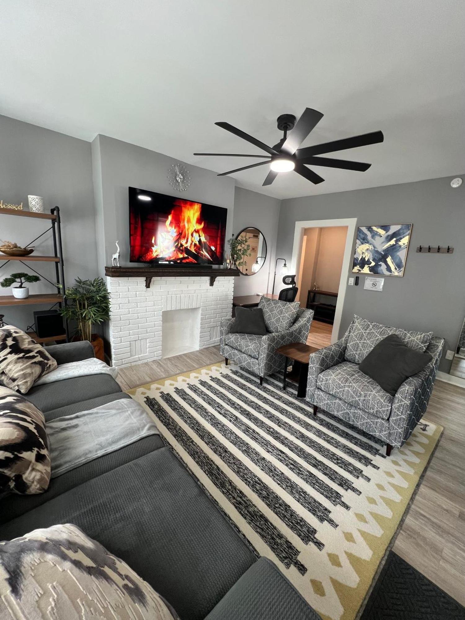 Charming 2Br 2Ba 10 Min Dt Airport By Lsp Homes أتلانتا المظهر الخارجي الصورة