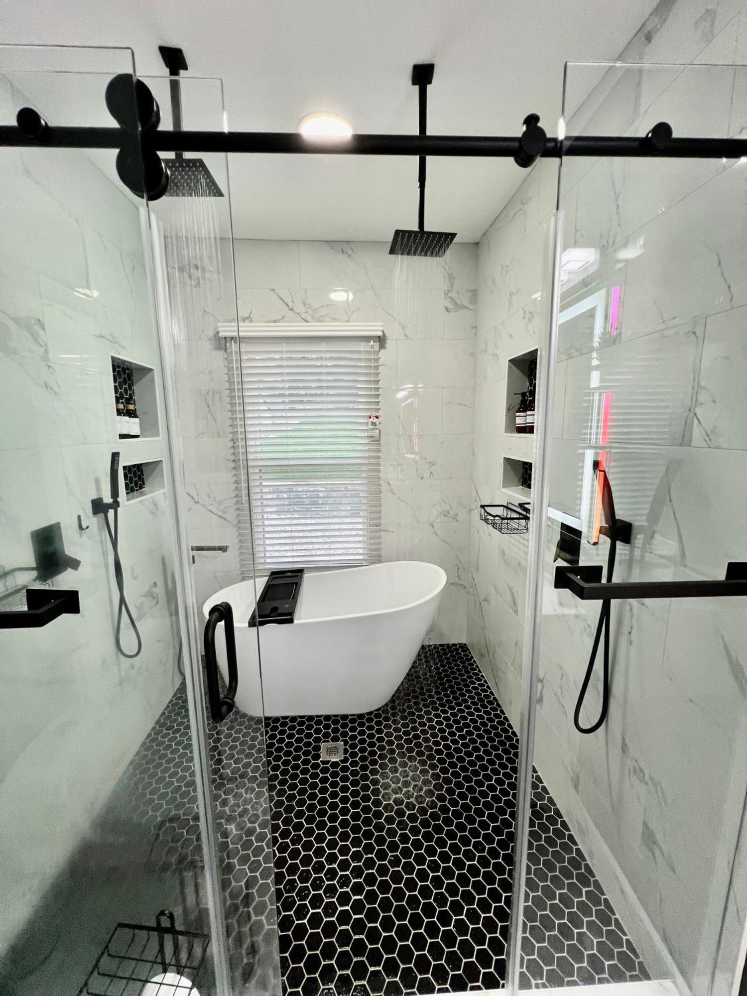 Charming 2Br 2Ba 10 Min Dt Airport By Lsp Homes أتلانتا المظهر الخارجي الصورة