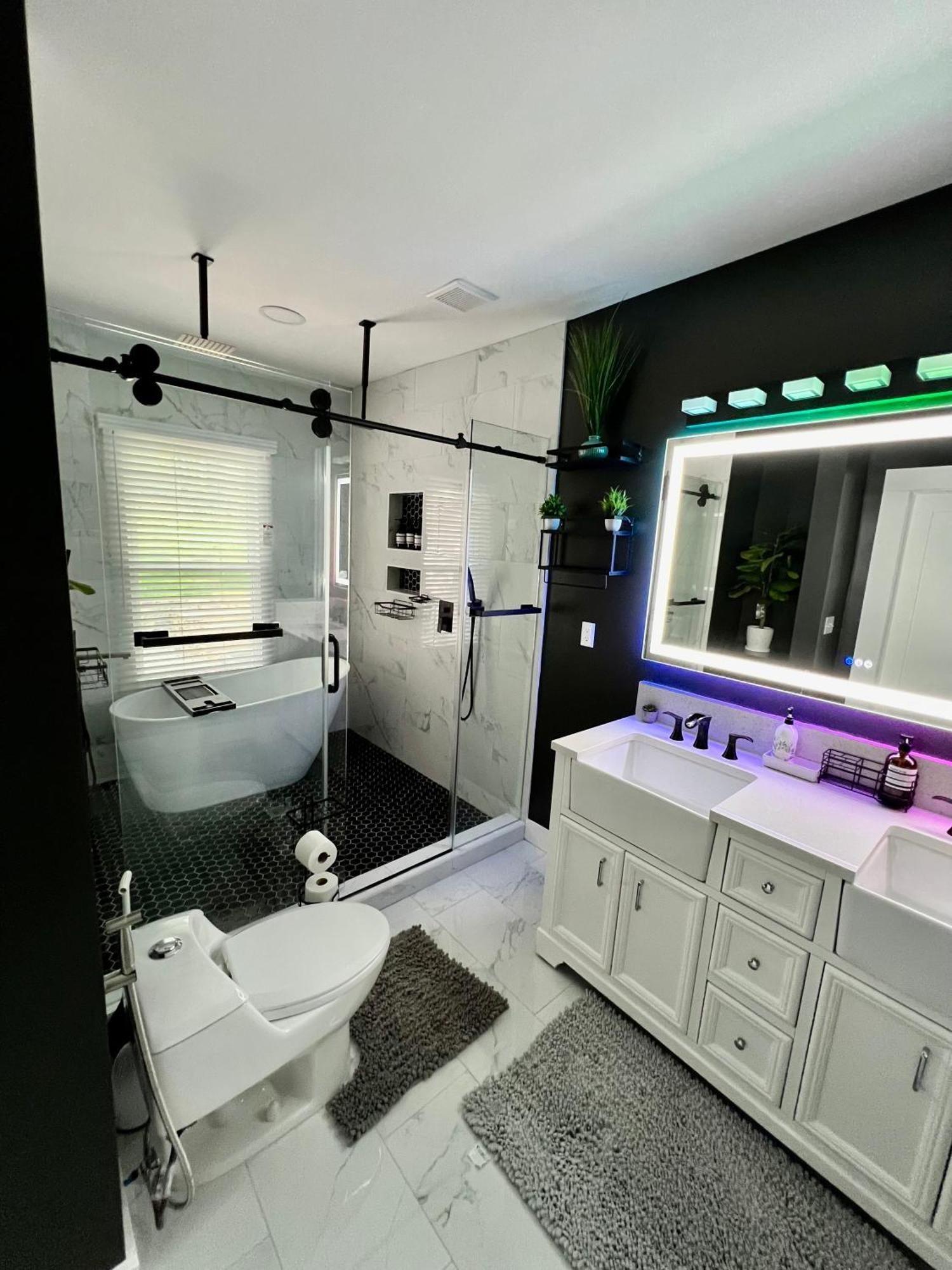 Charming 2Br 2Ba 10 Min Dt Airport By Lsp Homes أتلانتا المظهر الخارجي الصورة